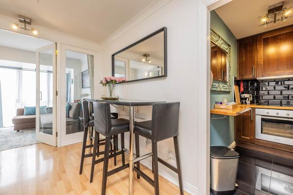 Apt 5 Liffey Walk, 11-13 Liffey Street Lower,, D01 F998